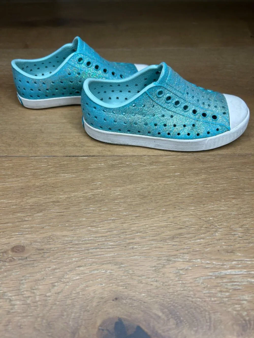 Native Jefferson Kids Glitter Slip On Shoes Turquoise Blue Size C8
